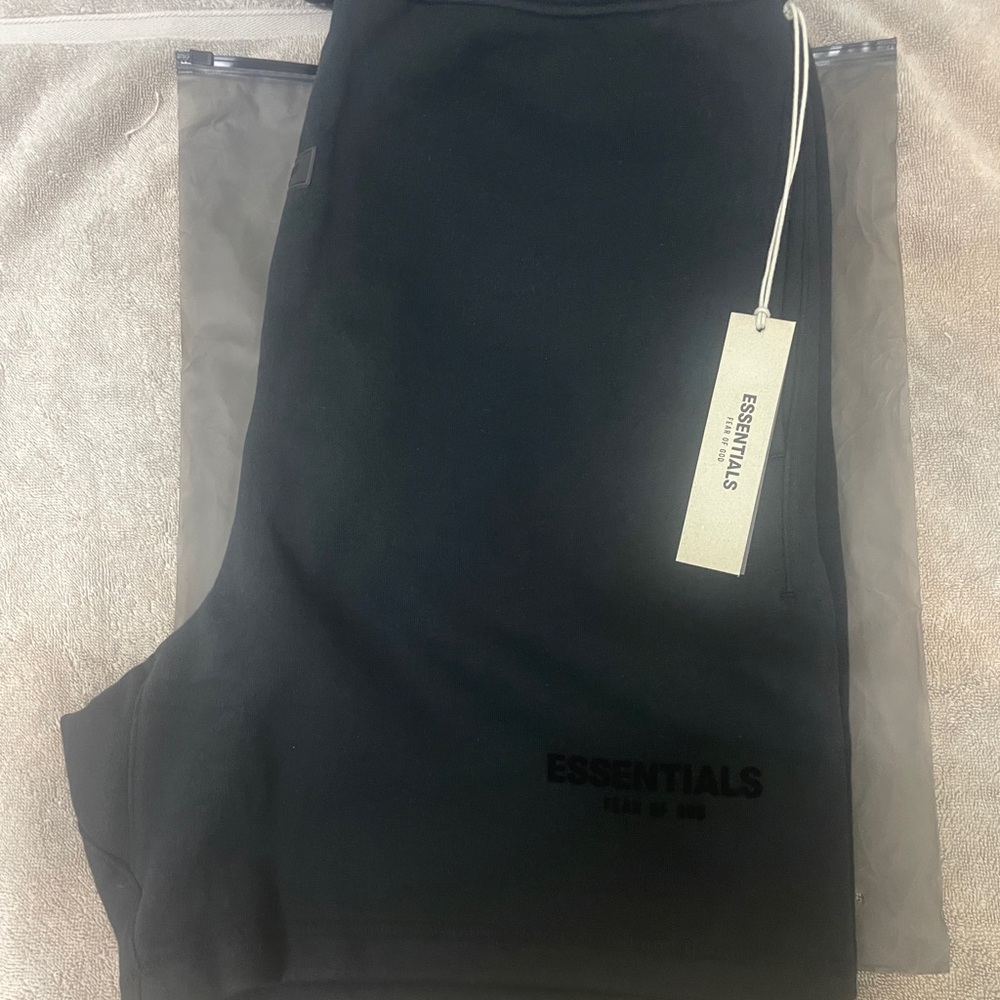 Fear of God Essentials stretch limo Shorts